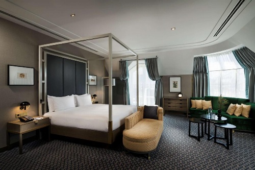 Hilton Vienna Plaza image 14