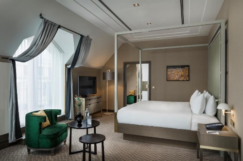 Hilton Vienna Plaza image 27