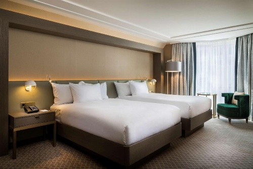 Hilton Vienna Plaza image 5